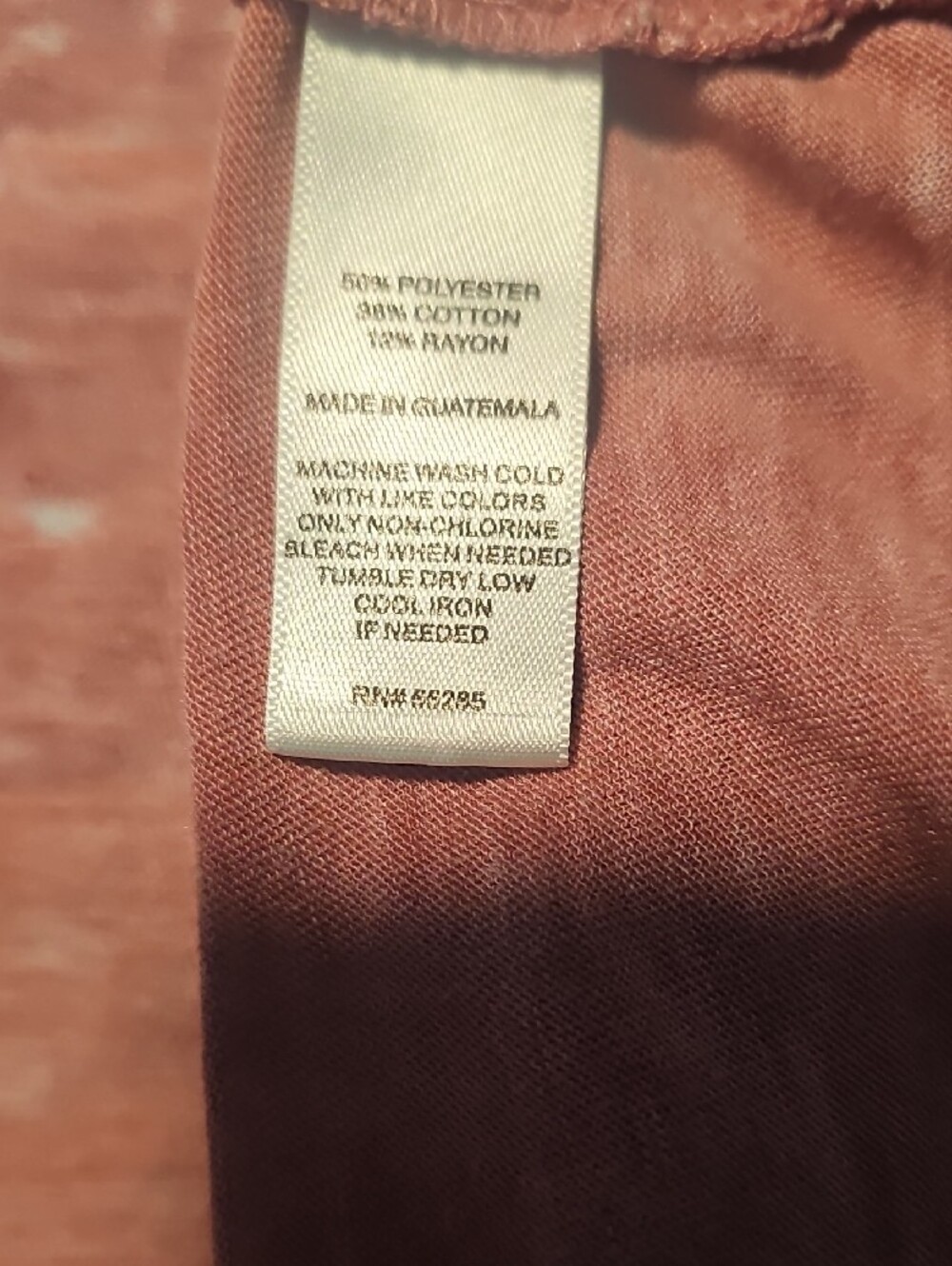 Express One Eleven Thin Mauve V-Neck, Longer Shirt Tail, Short Sleeve - Picture 4 of 5